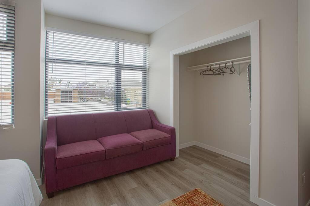 Comfy Studio With Cali King Size Mattress سان دييغو المظهر الخارجي الصورة