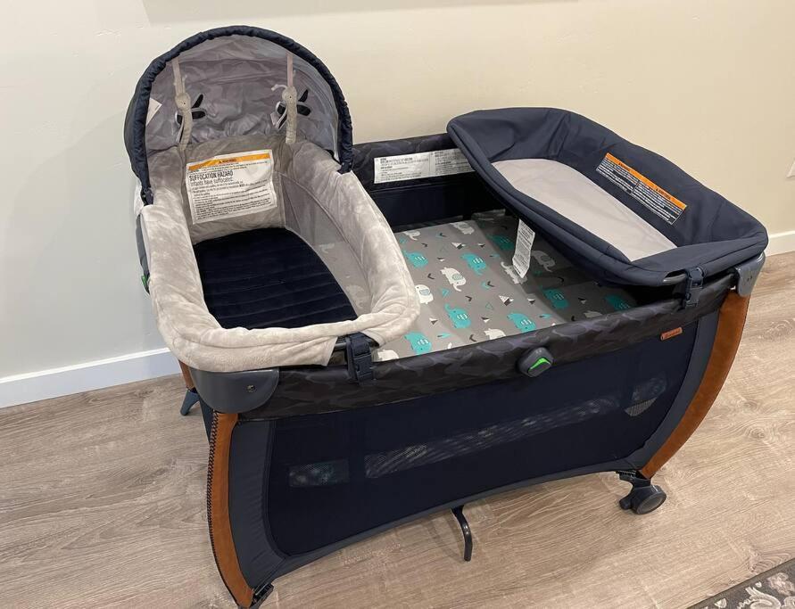 Comfy Studio With Cali King Size Mattress سان دييغو المظهر الخارجي الصورة