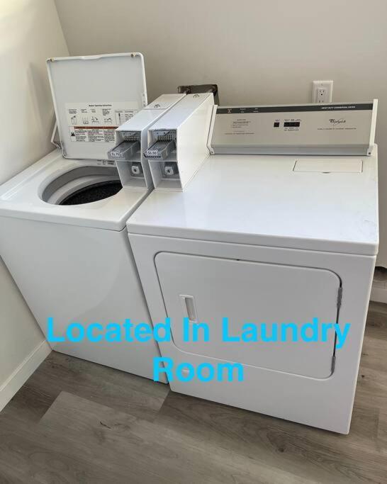 Comfy Studio With Cali King Size Mattress سان دييغو المظهر الخارجي الصورة